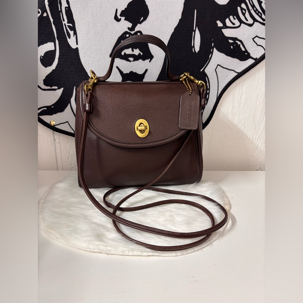 Coach 1996 Vintage Regina 9983